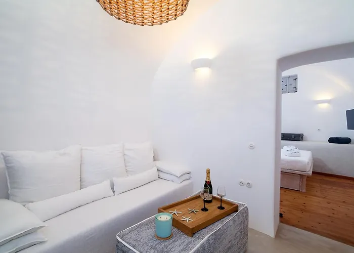 Cortile Delle Stelle Villa Emporio (Santorini)